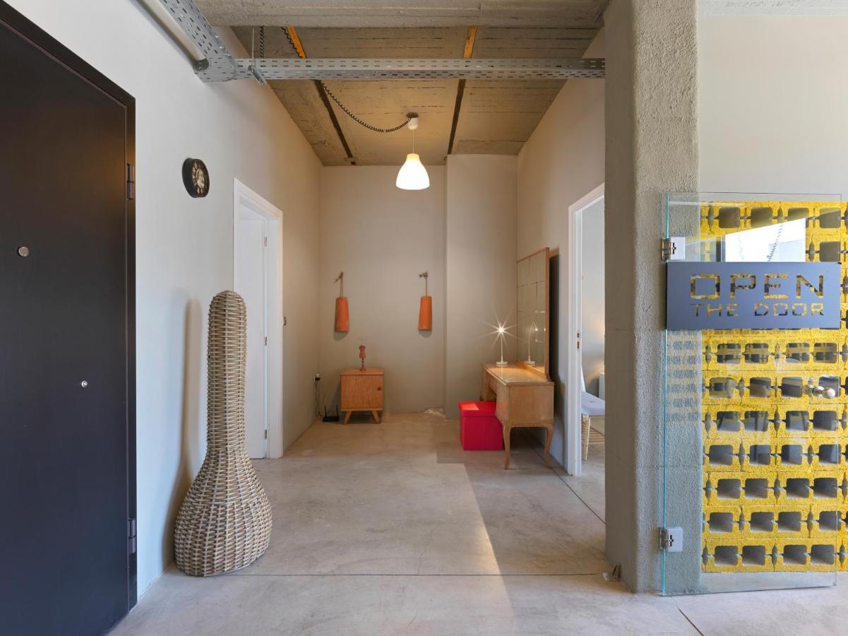 Ceramus Apartments Gazi View Atene Esterno foto