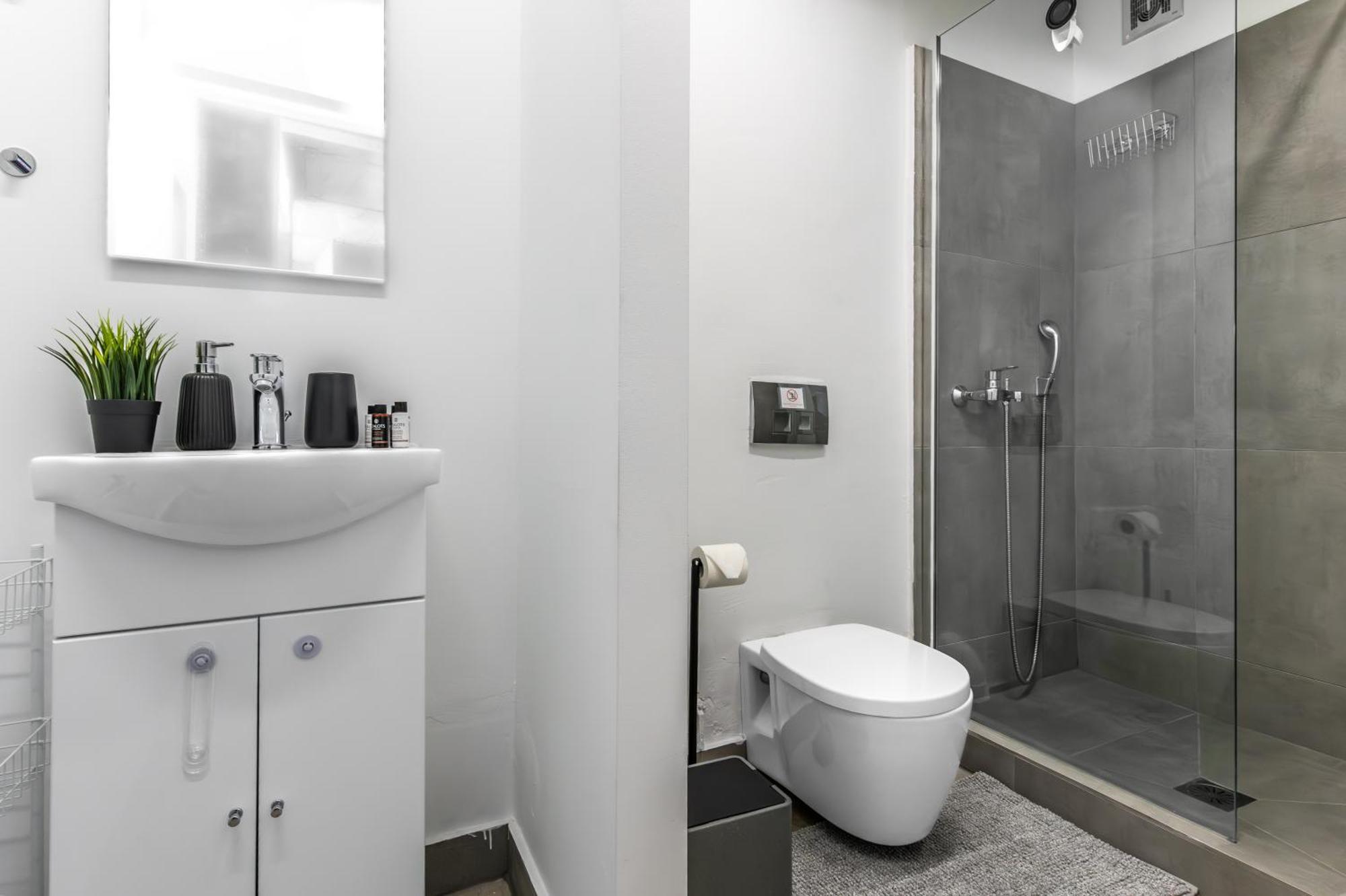 Ceramus Apartments Gazi View Atene Esterno foto