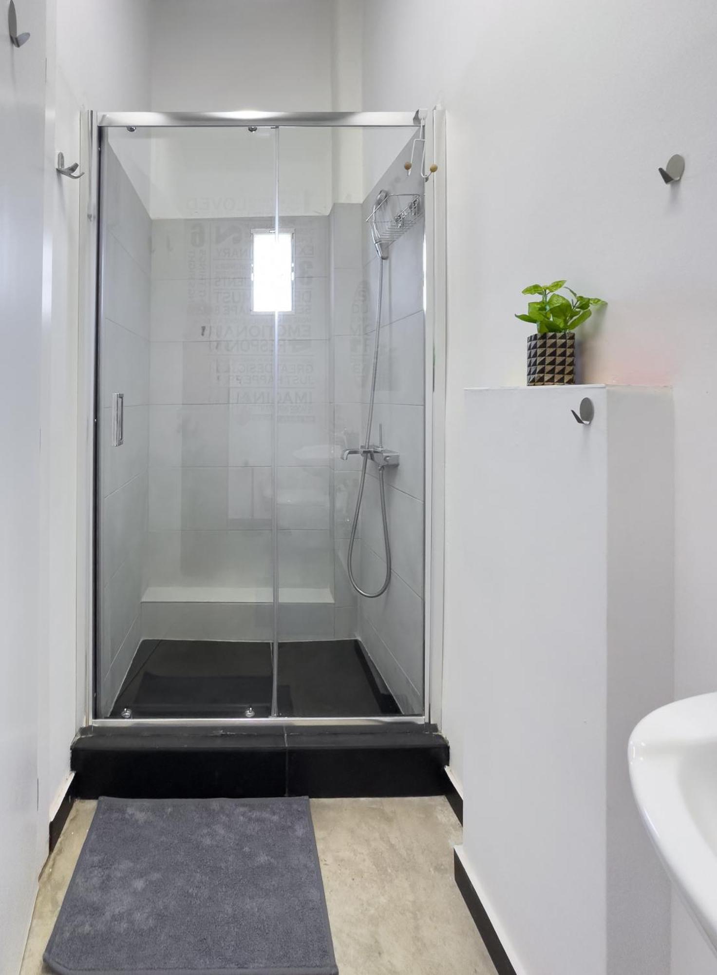 Ceramus Apartments Gazi View Atene Esterno foto